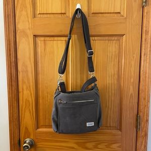 Travelon anti-theft Heritage Hobo